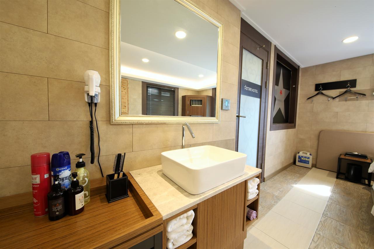Star Hotel Busan Buitenkant foto